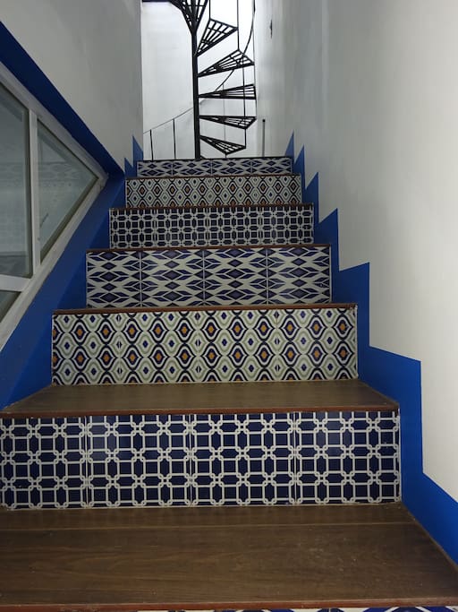 Escalera acceso