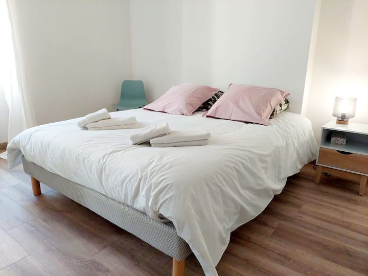 غرفة النوم 2