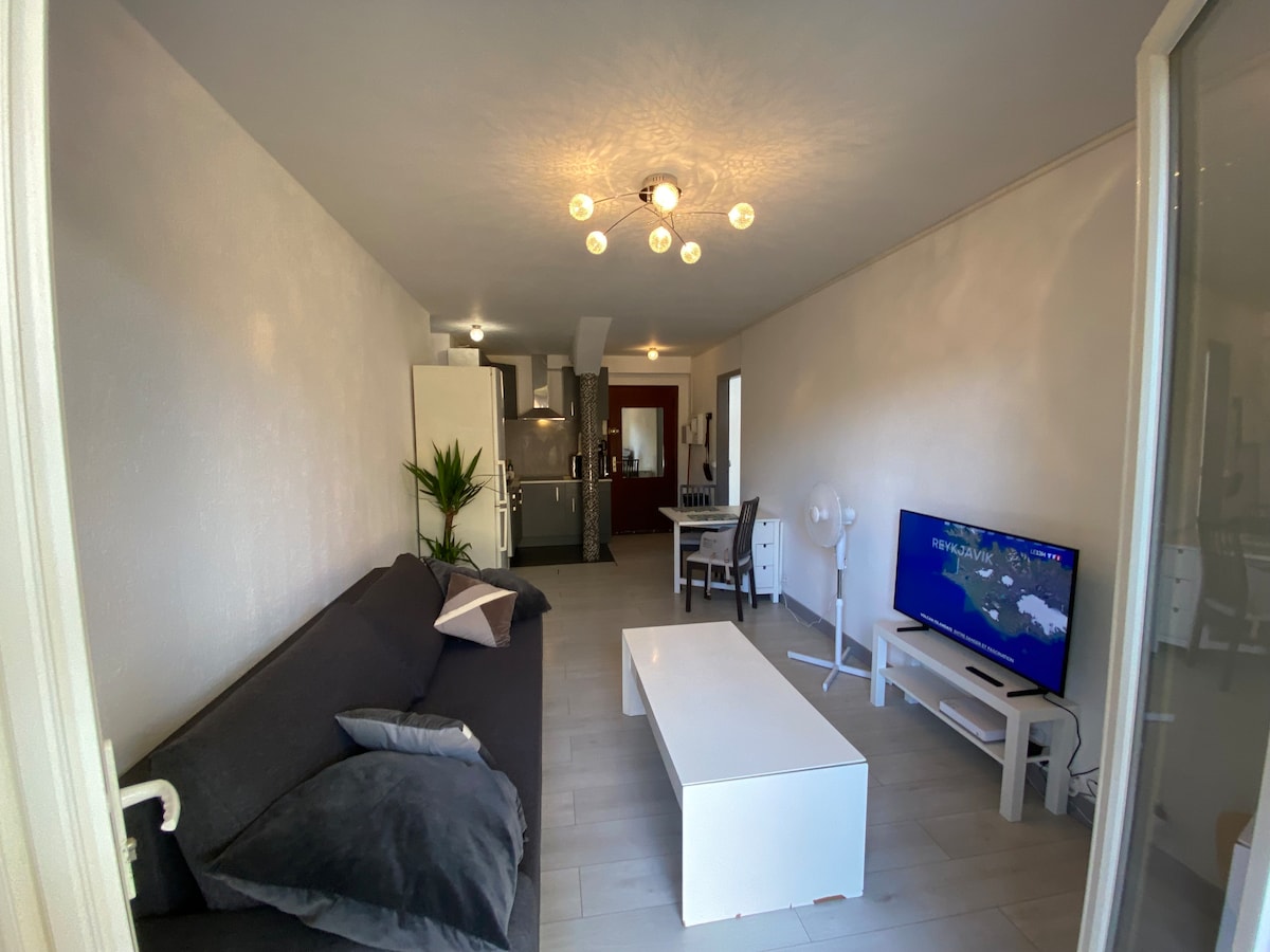 მისაღები ოთახი