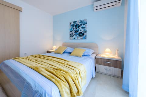Blue pearl- studio apartment ,close to the beach