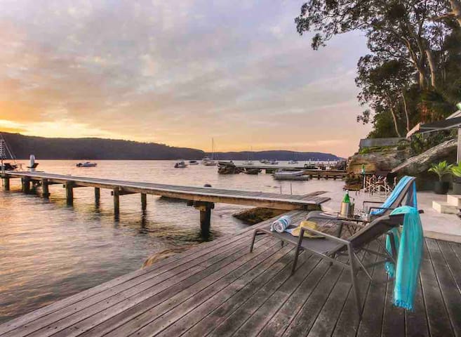 Casa Praiano, 4 bedroom house on Pittwater