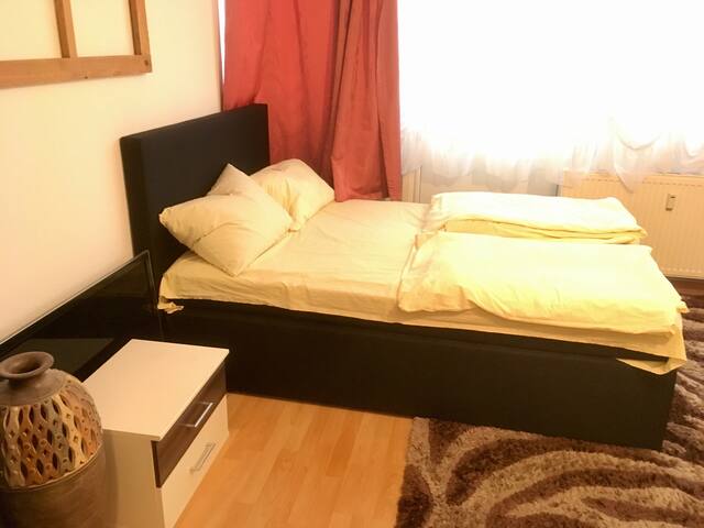 Airbnb Dortmund Vacation Rentals Places To Stay