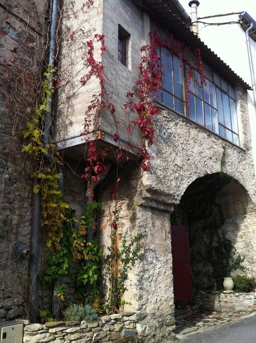 vue de l'extérieur côté atelier
