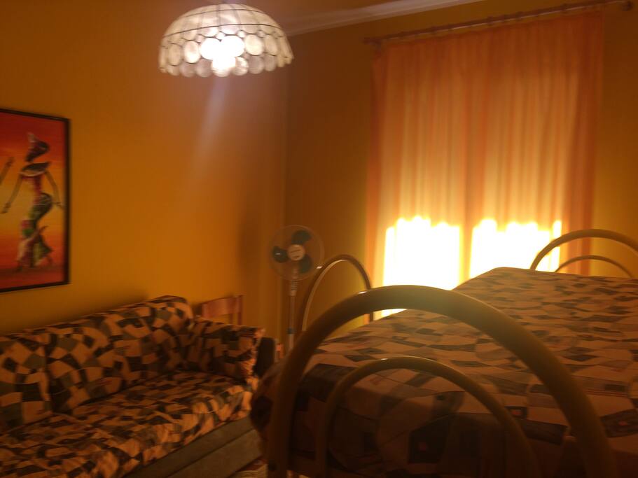 una delle tre camere da letto