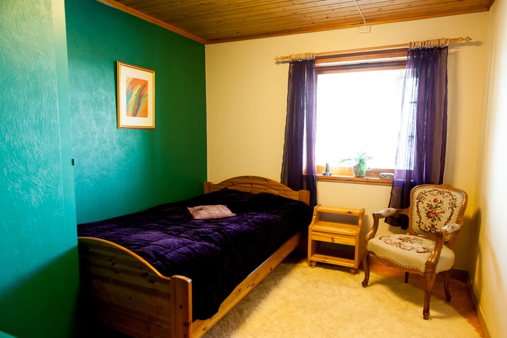 THE HOUSE:
Bedroom 1. The bed is 120 cm wide.
