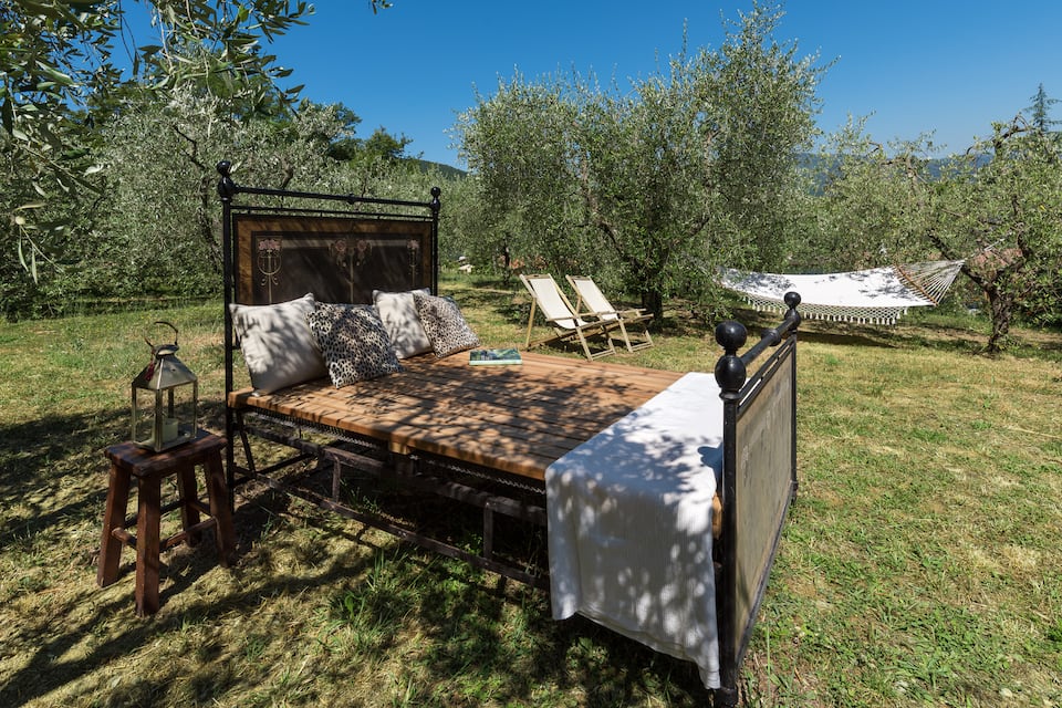 The Moonlit and Sunny Cottage, in a Tuscan olive grove, Vaiano, Tuscany, Italy, photo 6 of 10
