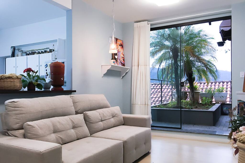 Sala integrada com cozinha