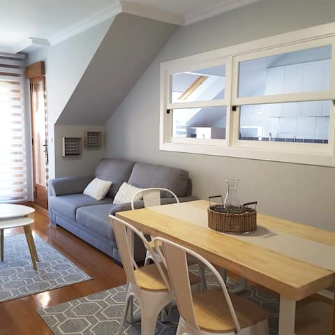 Anuncio de Airbnb popular: Os Hórreos Apartment in Combarro. en Poio