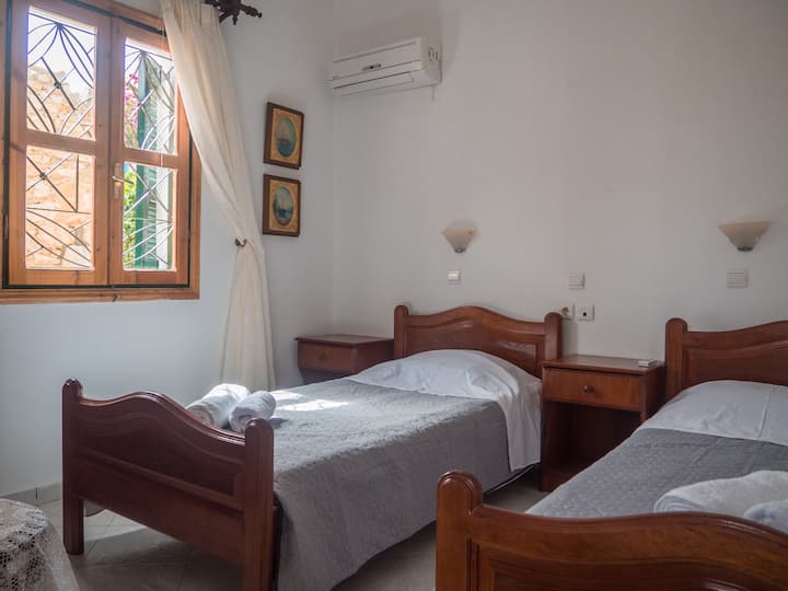 Second bedroom, with two single beds