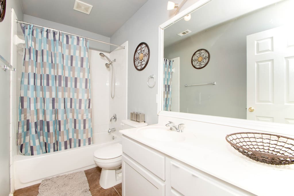 2nd Floor Full Bathroom with Shower
