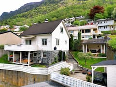 Accomodation+2-+3+persons%2Cfive+min+walk+from+Odda