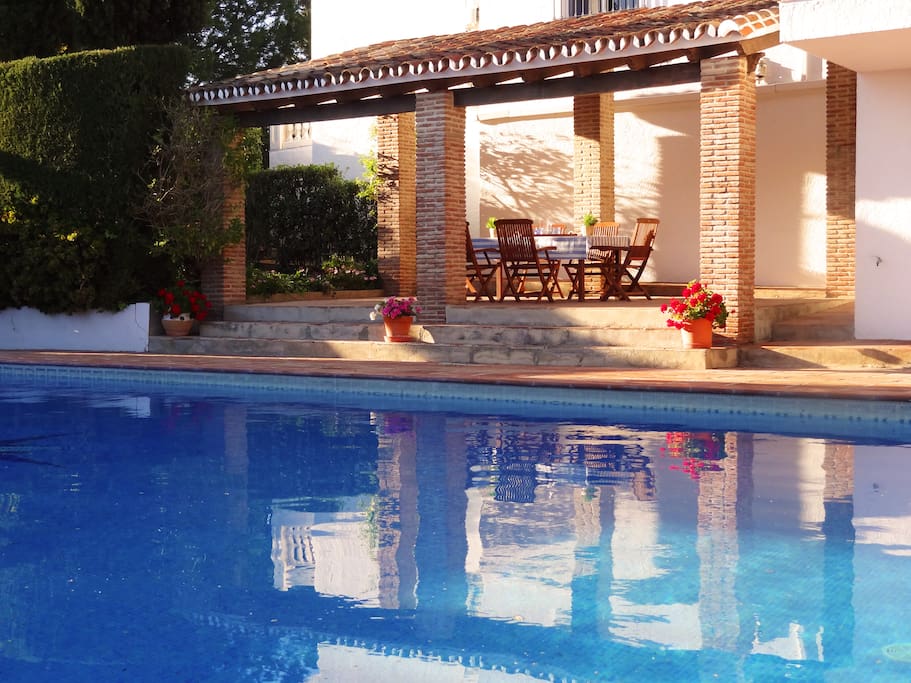Private pool