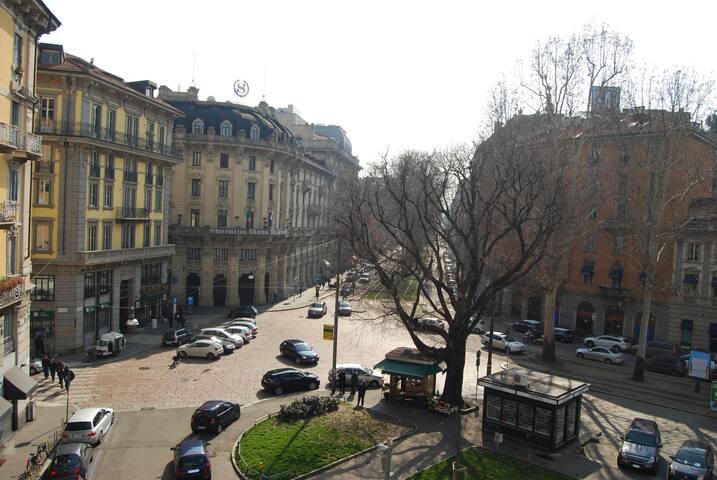 Charming apartment in a vibrant neighborhood gallery image 3