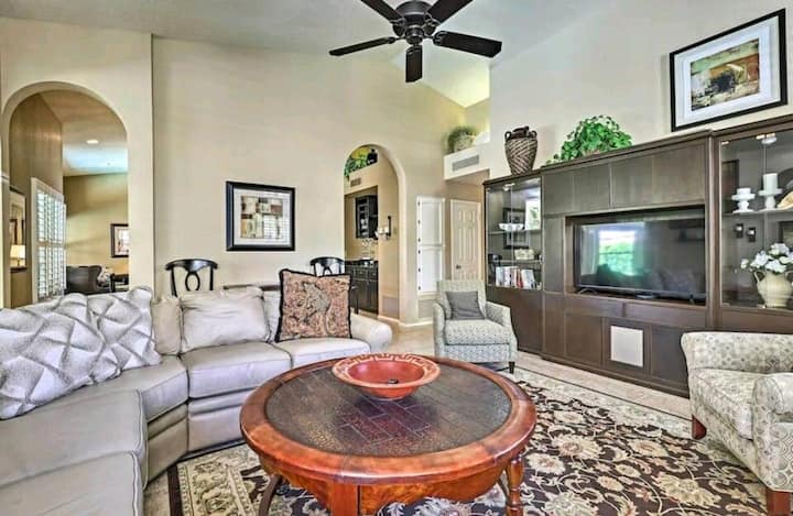 Luxury 4 Bed | Heated Pool | Outdoor Tv | Sports - Glendale, AZ