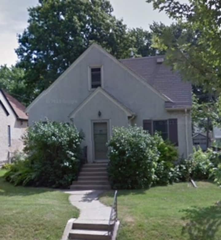 Minneapolis Home Away from Home Houses for Rent in Minneapolis