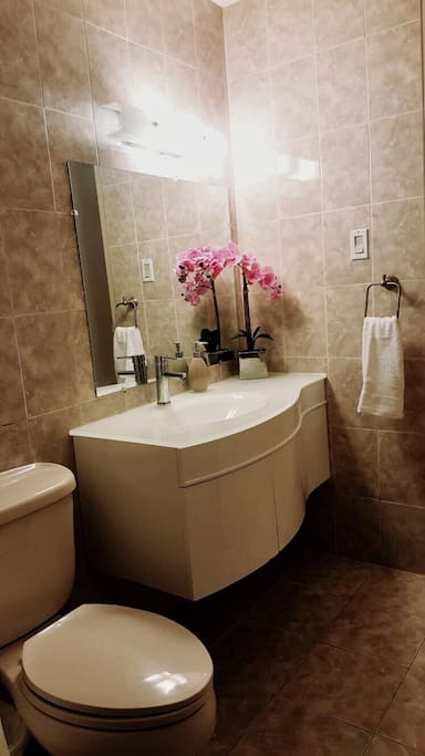 Bathroom #2