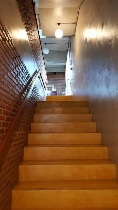stair to 3 Fl.