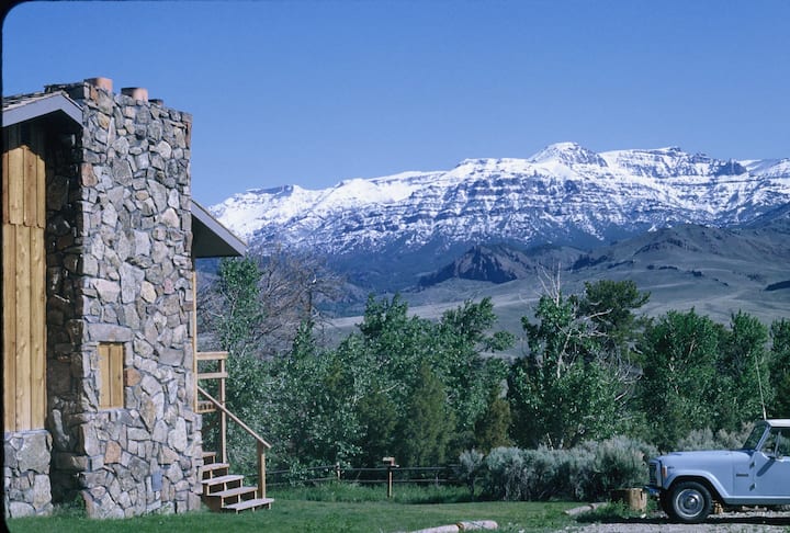 Yellowstone Country Suite