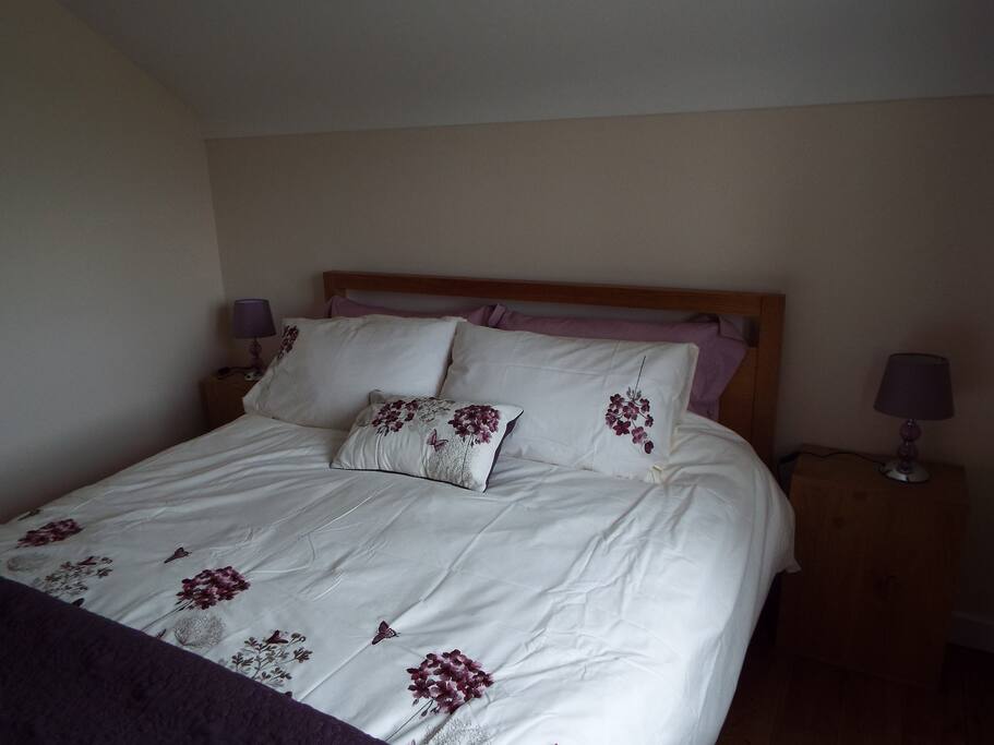 Comfy King-size Bed