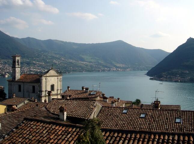 CASA MADALI '- IN THE VILLAGE AND LAKE NEW