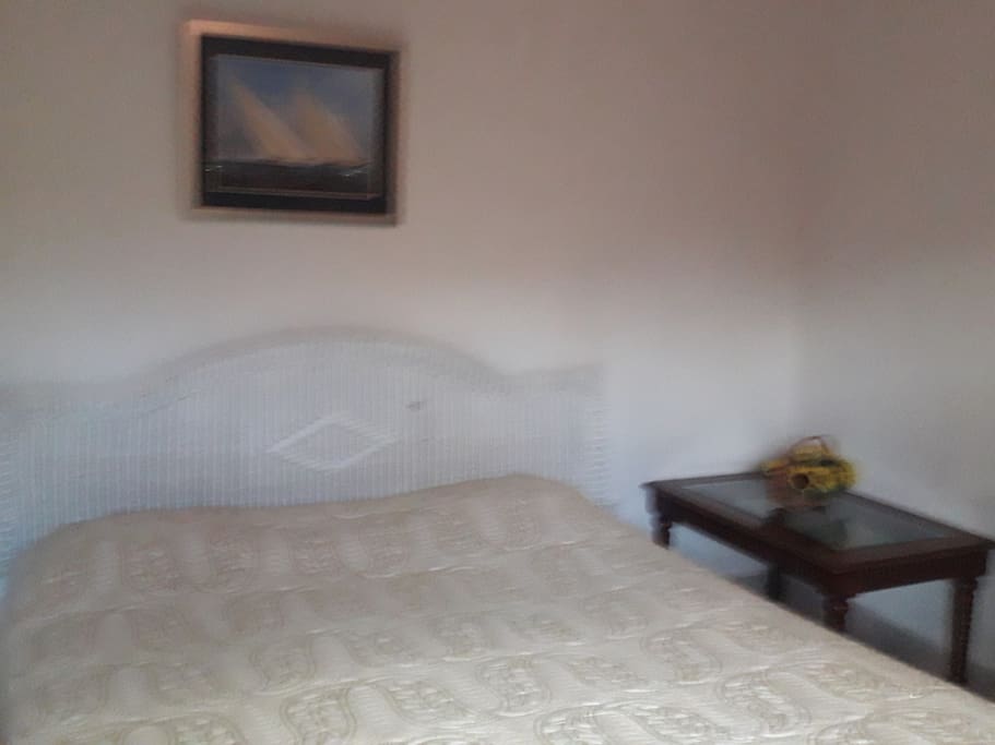 Extra large kingsize bed