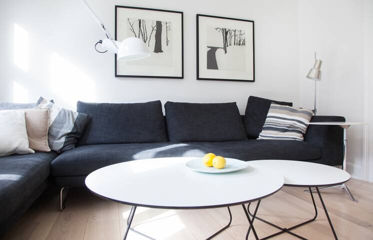 Charming central townhouse gallery image 5