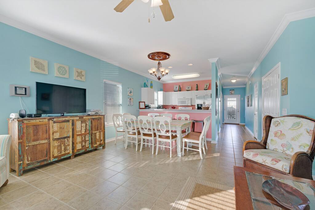 Spacious living area, perfect for the whole family