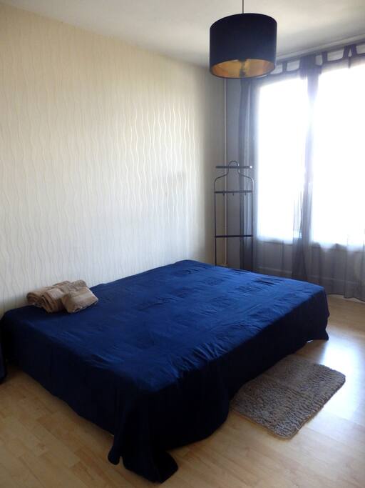 Chambre avec balcon