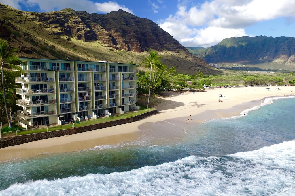 makaha shores from the ocean
