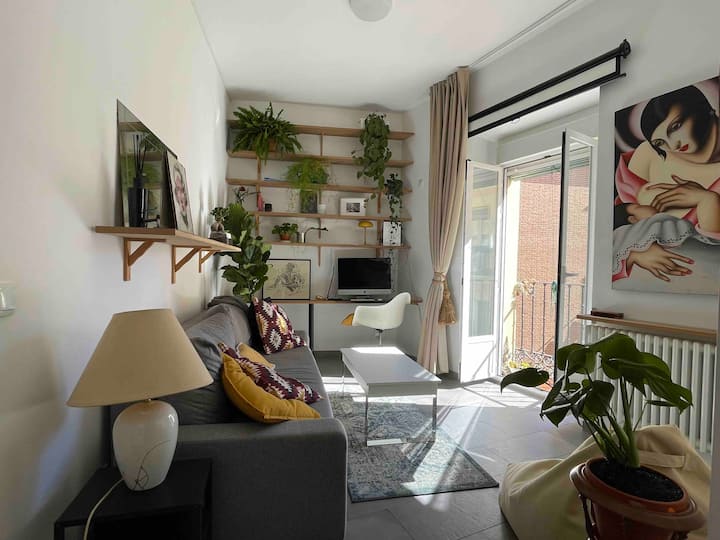 Artist’s Home In The Heart Of Madrid - Coliseum Alfonso Pérez