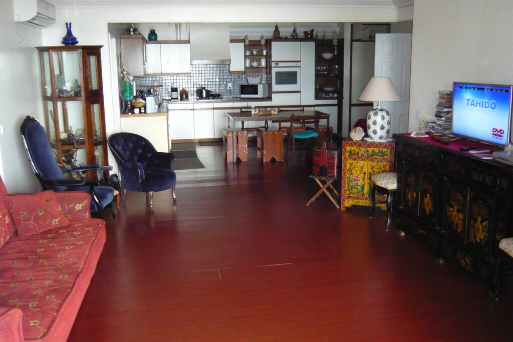 Salon salle à manger.