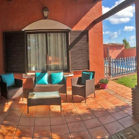 Only 300 m from beach with pool El Palmar/Surf