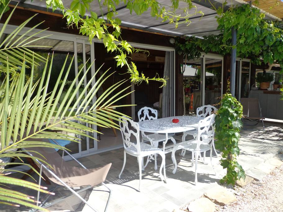 la terrasse du gîte