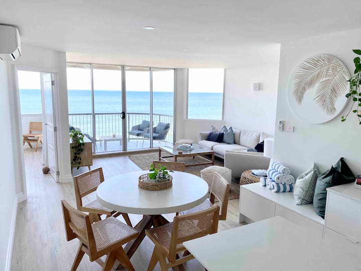 Absolute Waterfront - Kings Beach - Happy Valley