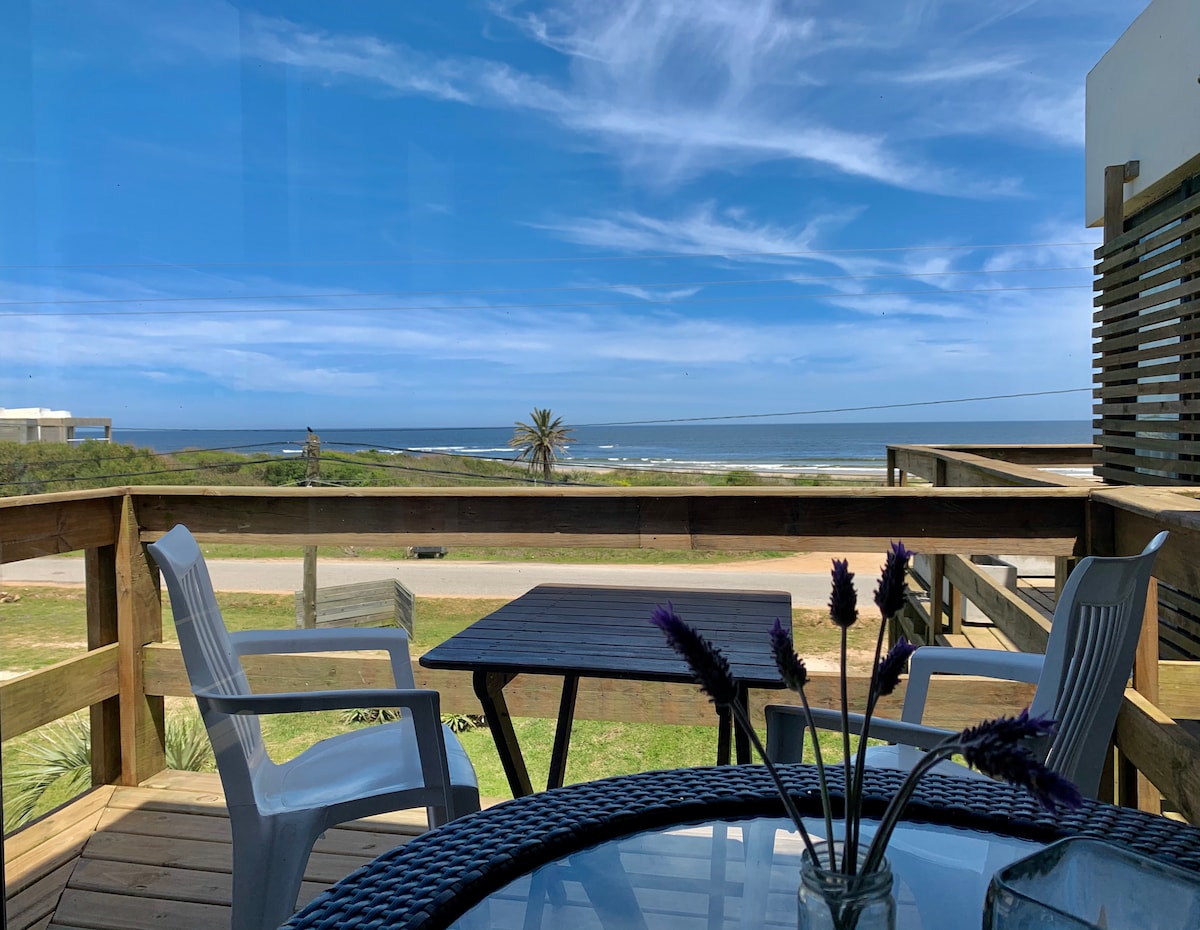 Successful Airbnb property: Apart for two in Playa Anaconda. Casa del Mar in La Paloma