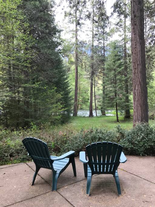 Back patio with river patio