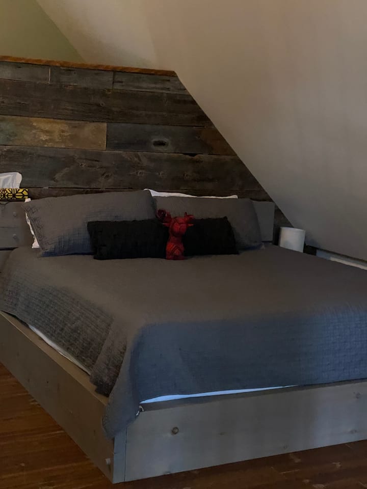5. Schlafzimmer, Kingsize-Bett im Gemeinschaftsloft