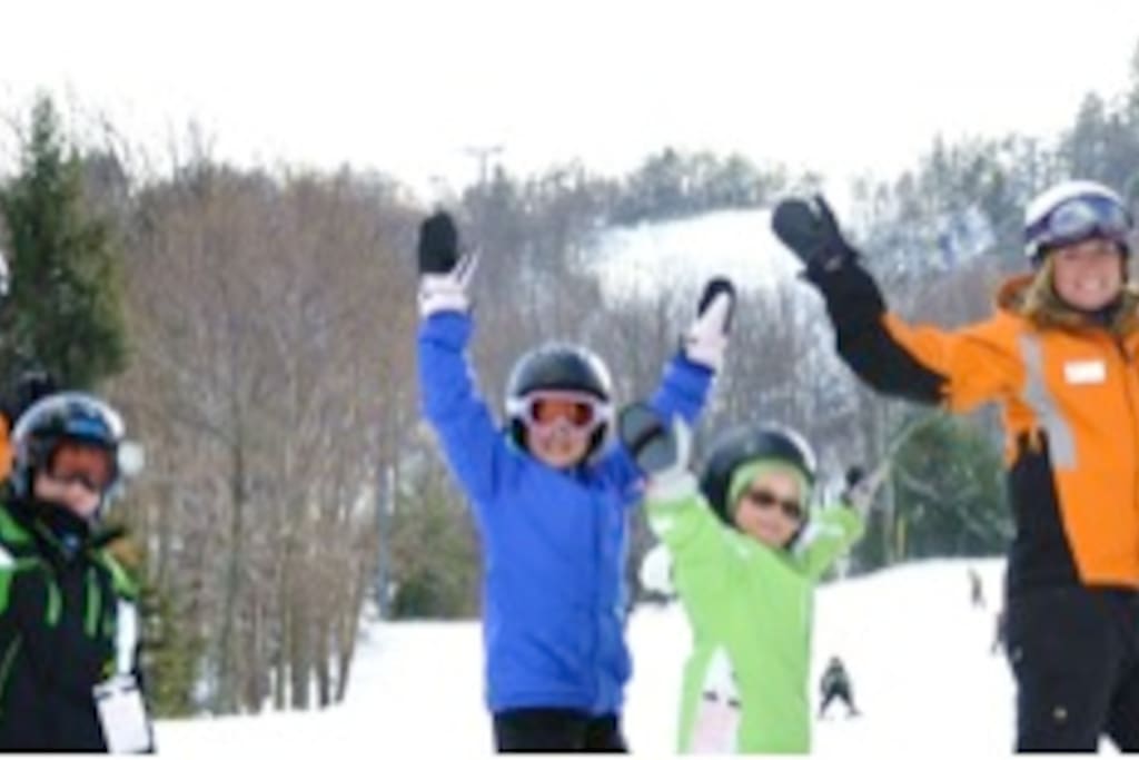 Camelback mountain ( literally next door ) is a large, well equipped Ski area.