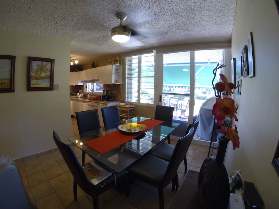 Dinning and sliding doors to terrace.