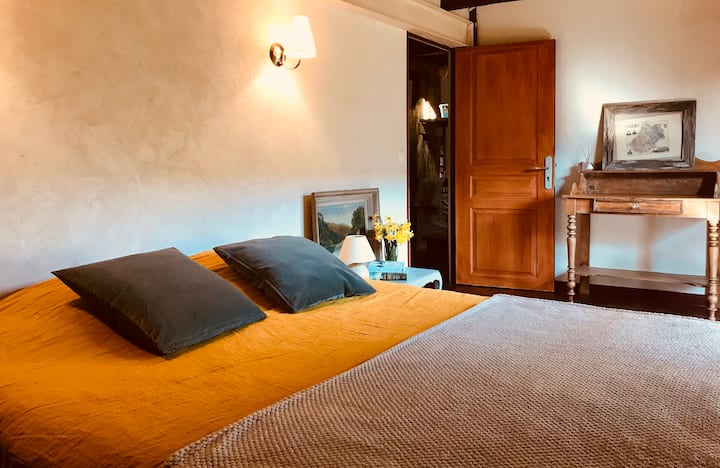 غرفة النوم 1