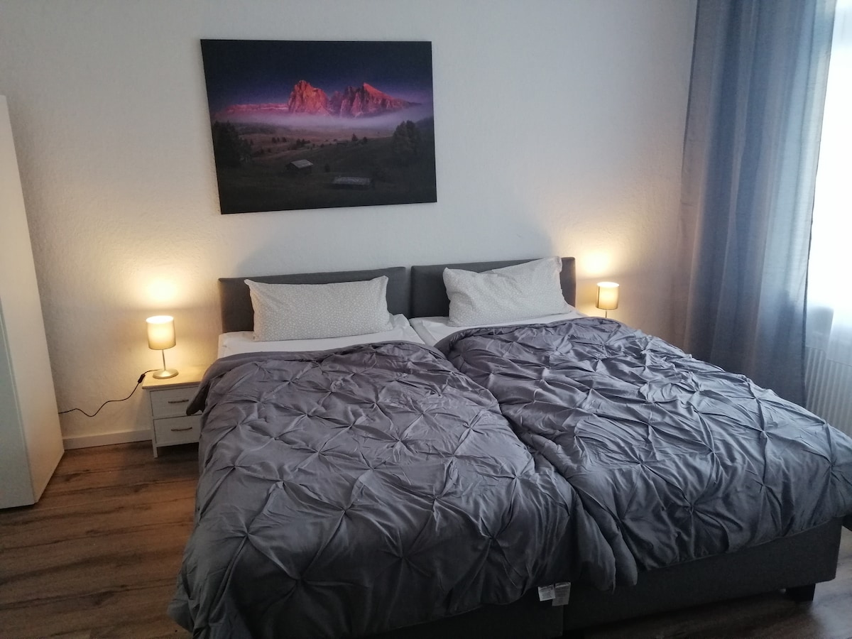 Popular Airbnb listing: Cologne apartment 2C in Kalk
