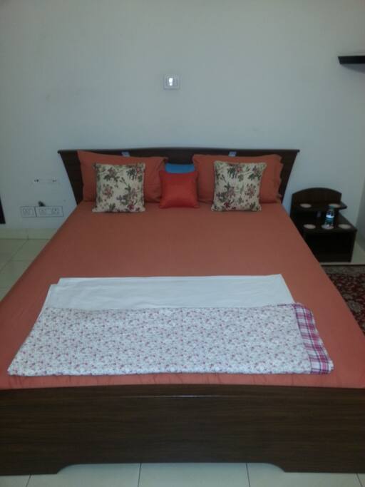 Bed room