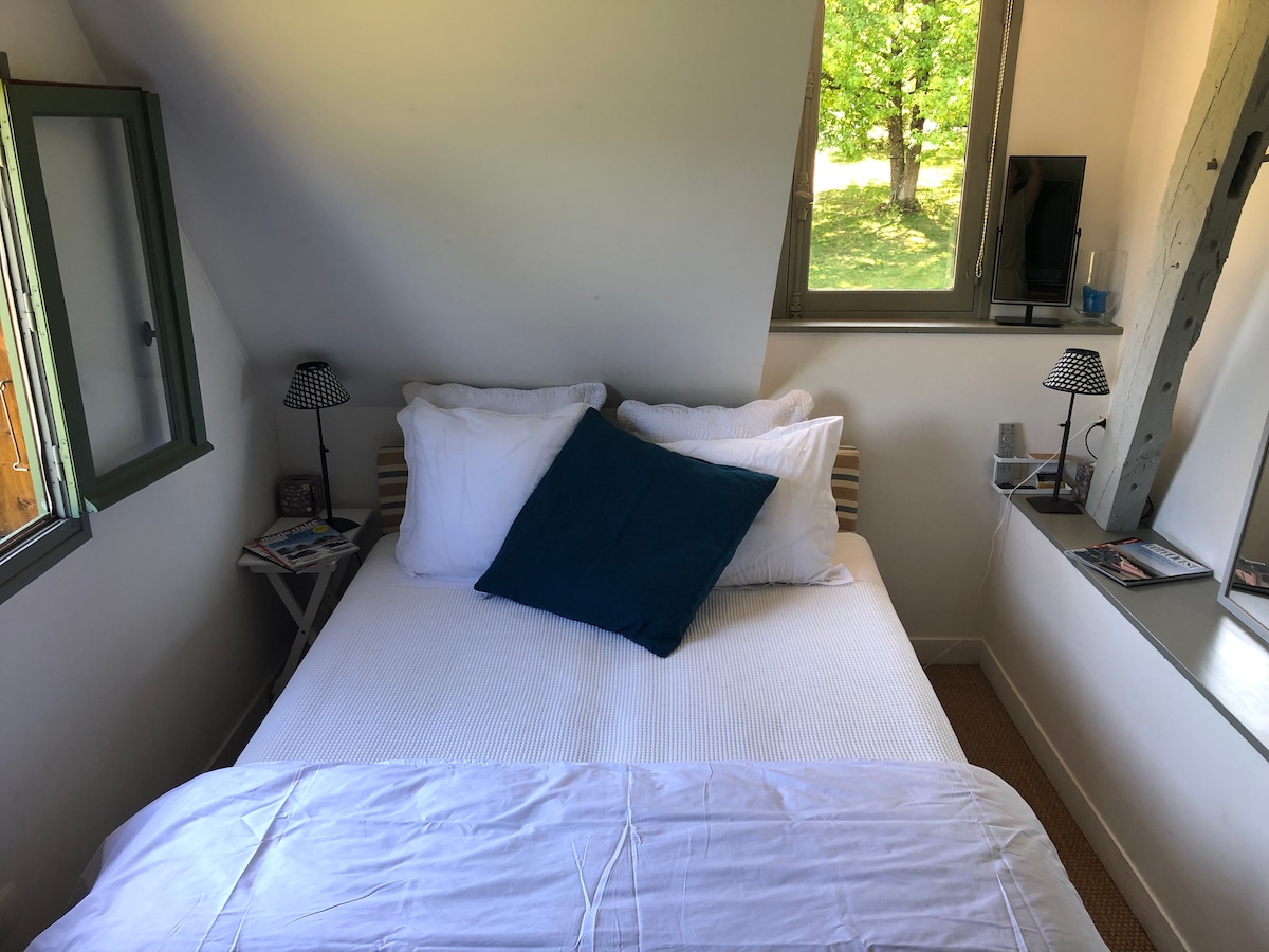 ห้องนอน 1 - 1 เตียง 160
Chaumière Principale 1st floor