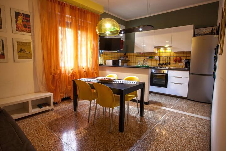 HAPPY HOME BO Fair Free Parking * * gallery image 3