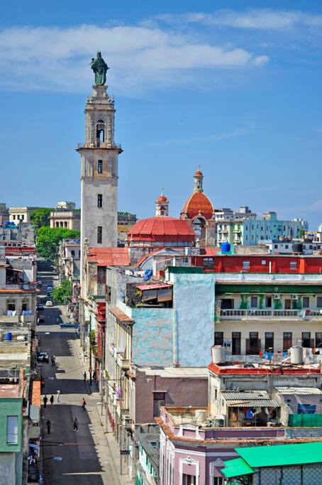 Otra vista de la ciudad desde el balcón del apto