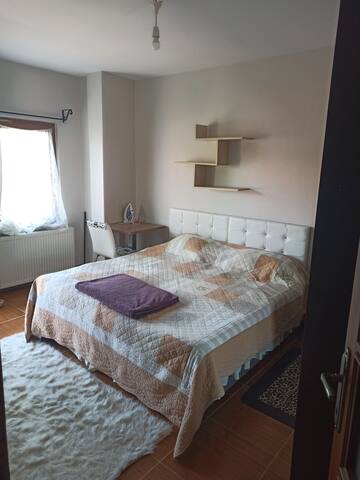 Denize yürüme mesafesinde Kumbaba’da villa gallery image 2