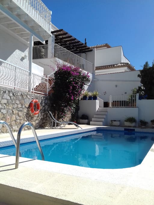 Gorgeous private pool and terraces with barbeques to enjoy the sunshine!