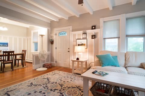 Homey getaway by the beach