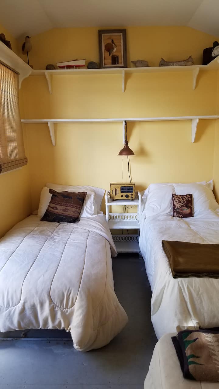 Unutrašnjost barake