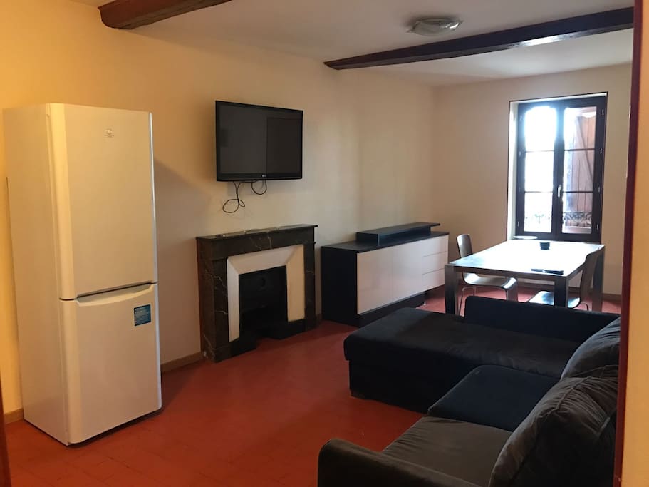 Salon (2)